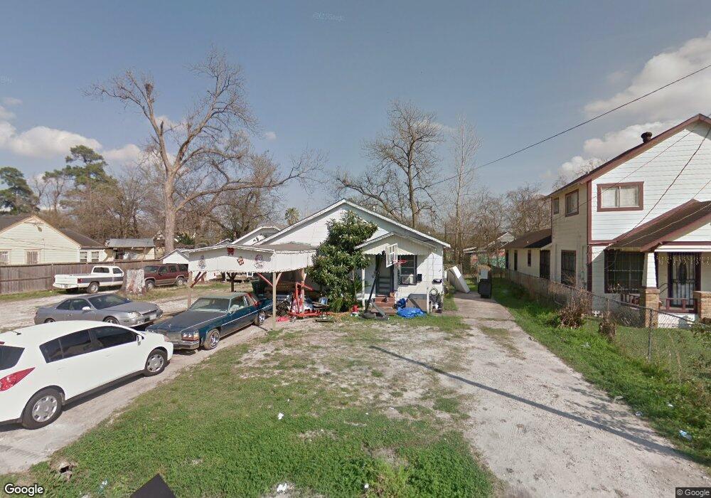 4104 Beggs St, Houston, TX 77009 - photo 1