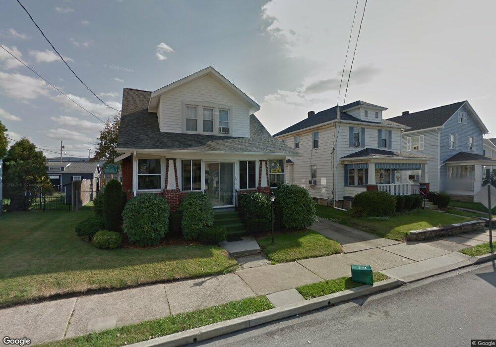 28 Avenue D, Latrobe, PA 15650 - photo 1