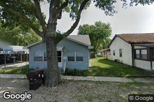 514 School St, Henry, IL 61537
