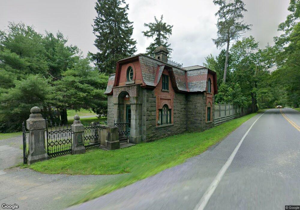 10 Carmel #1 Dr unit 1, Rhinebeck, NY 12572 - photo 1