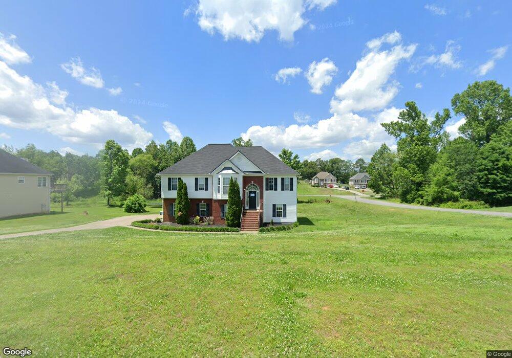 101 Magnolia Dr SE, Calhoun, GA 30701 - photo 1
