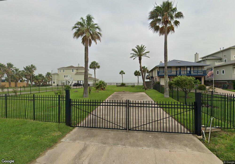 7910 Channelview Dr, Galveston, TX 77554 - photo 1