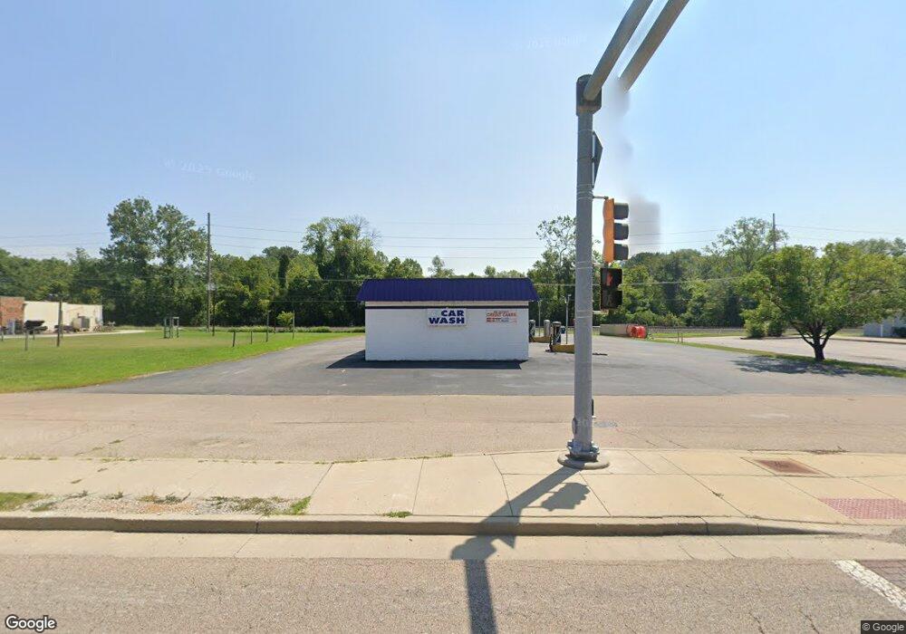 844 S Morrison Ave, Collinsville, IL 62234 - photo 1