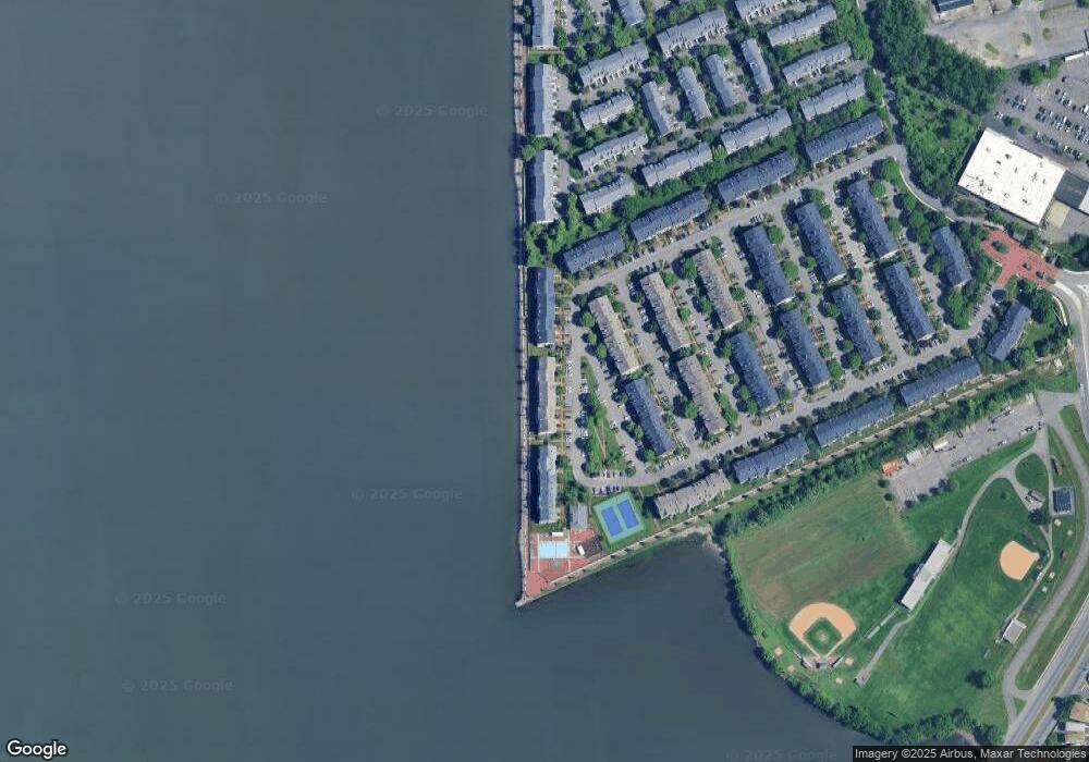 137 Cottonwood St unit D1, Jersey City, NJ 07305 - photo 1