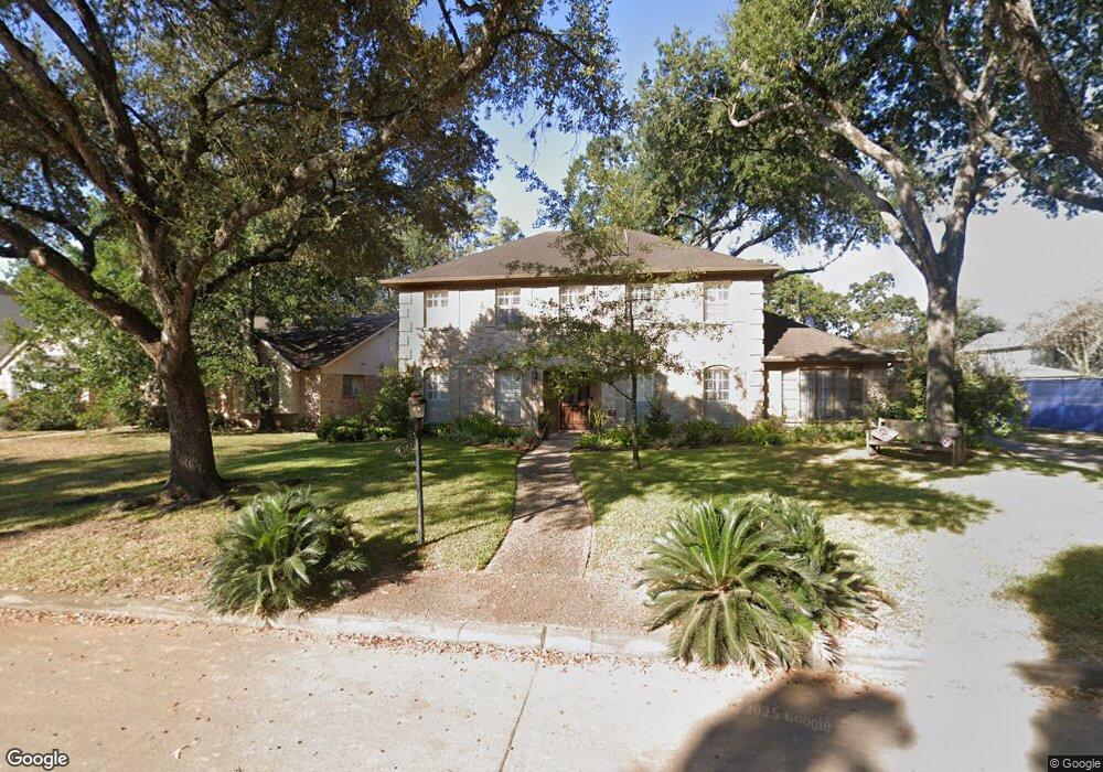 303 Yorkchester Dr, Houston, TX 77079 - photo 1
