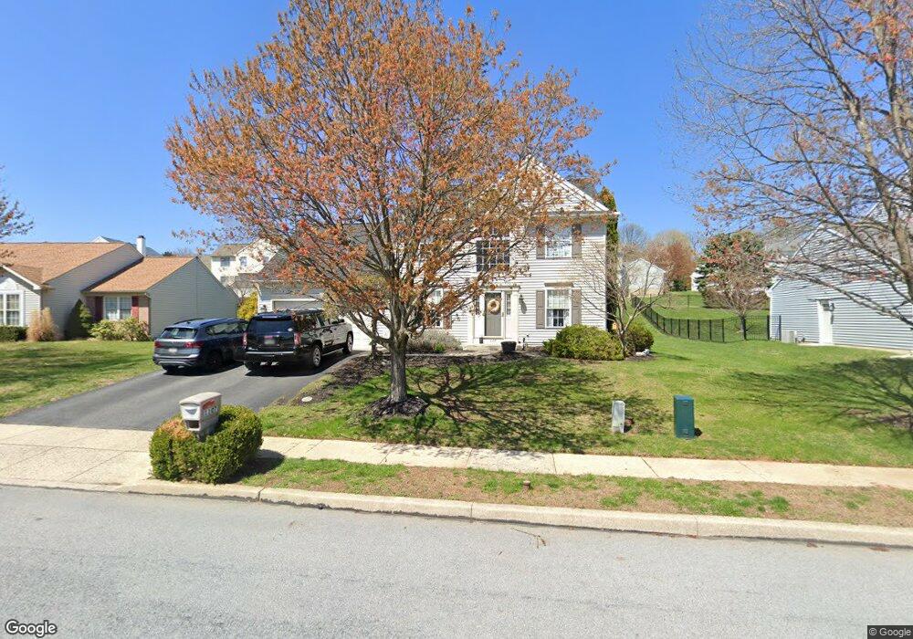 1107 Stonehenge Dr, Reading, PA 19606 - photo 1