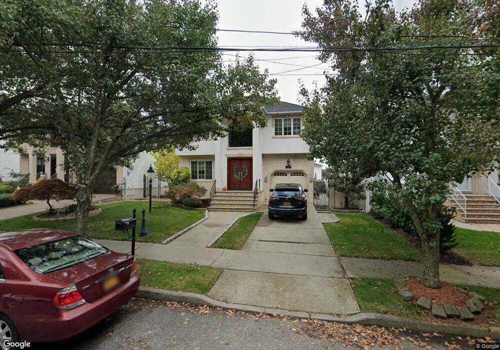 142 Bartow Ave, Staten Island, NY 10309 - photo 1