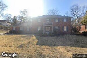 2141 Grandview Dr, Saint Louis, MO 63131