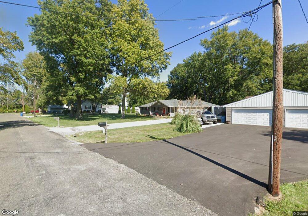 109 Willow Dr, Collinsville, IL 62234 - photo 1