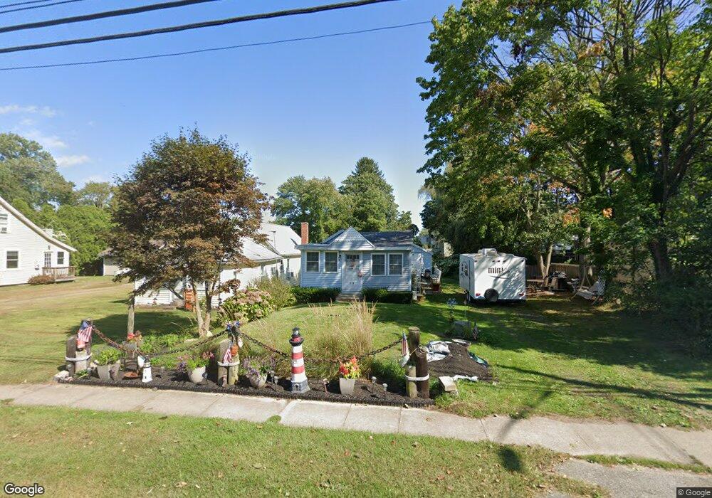 30 Maple Ave, Old Saybrook, CT 06475 - photo 1