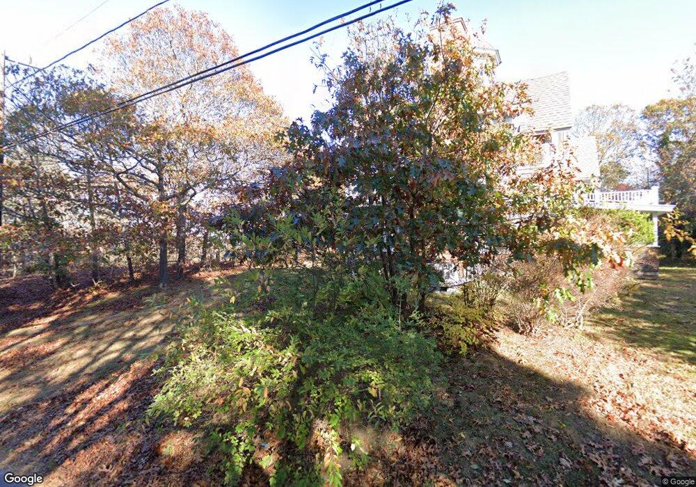 25 Atlantic Ave, Vineyard Haven, MA 02568 - photo 1