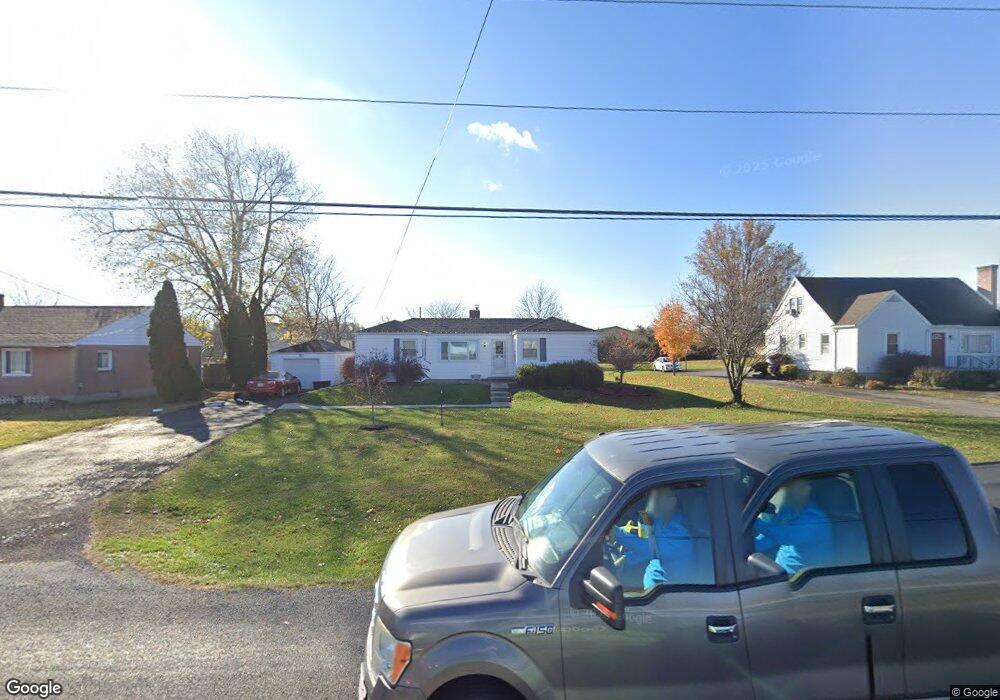 2423 W Breese Rd, Lima, OH 45806 - photo 1