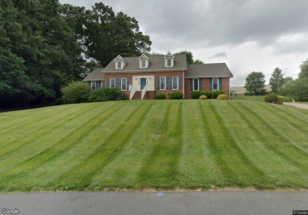 2605 Fines Creek Dr, Statesville, NC 28625 - photo 1