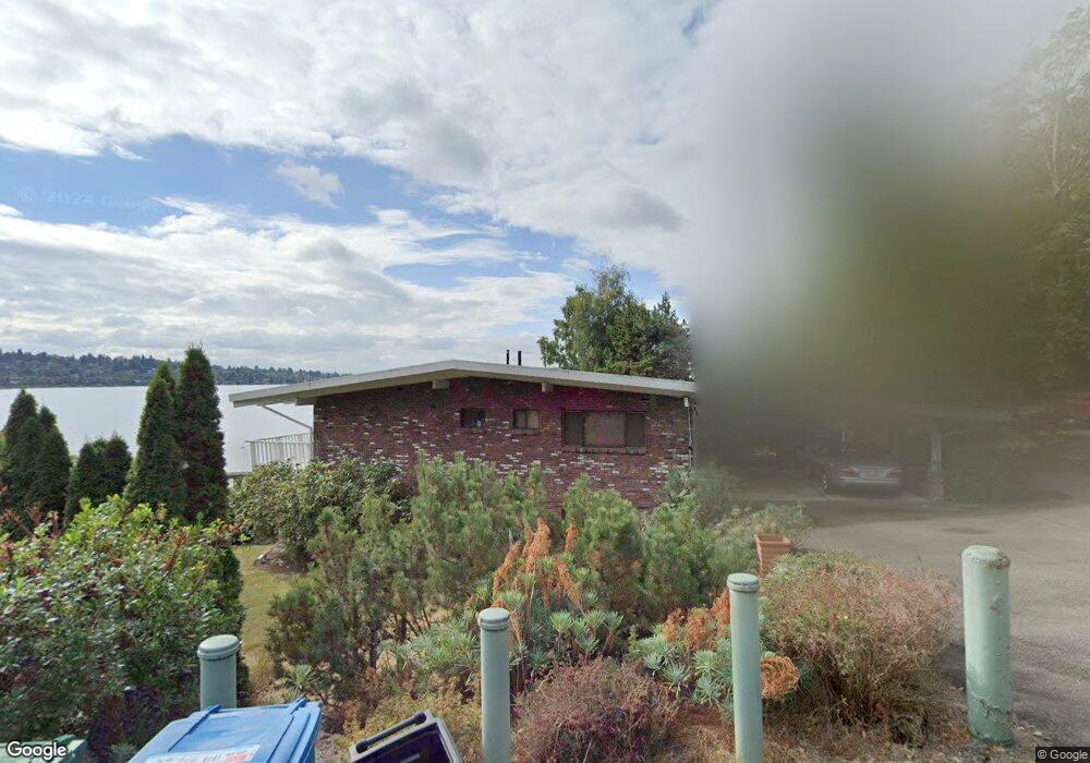 9605 SE 72nd St, Mercer Island, WA 98040 - photo 1