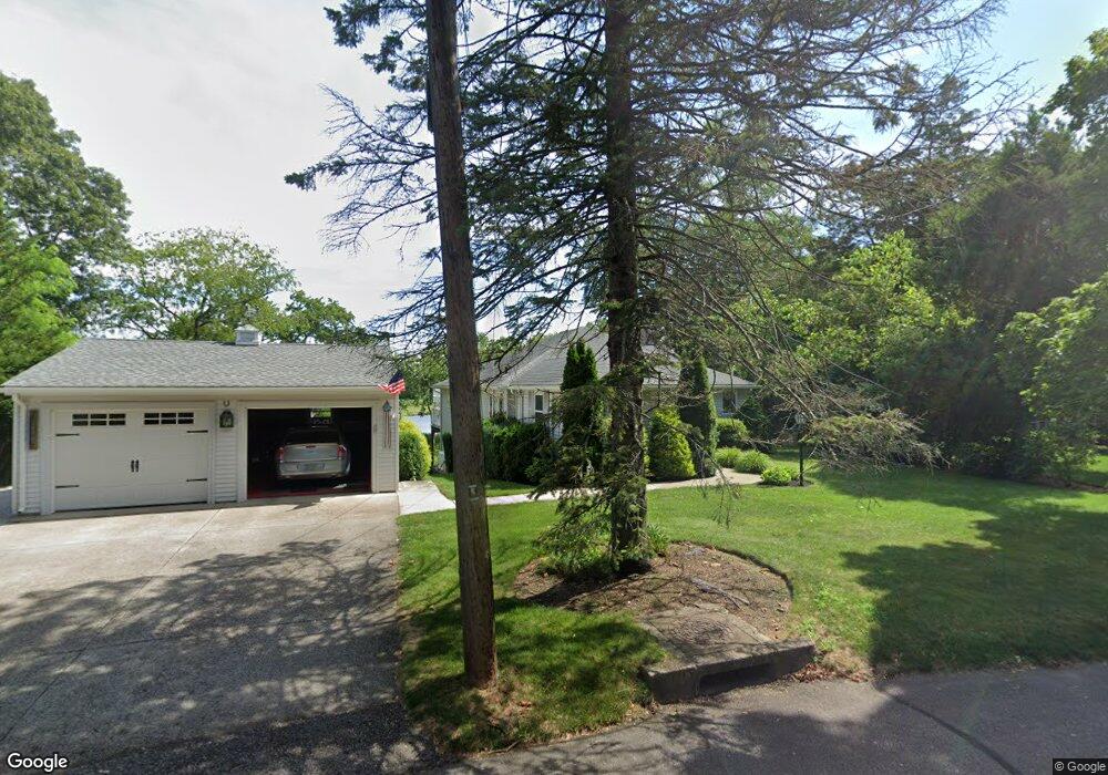 41 Circuit Dr, Warwick, RI 02889 - photo 1