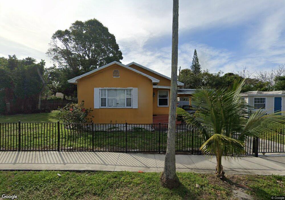 624 41st St, West Palm Beach, FL 33407 - photo 1