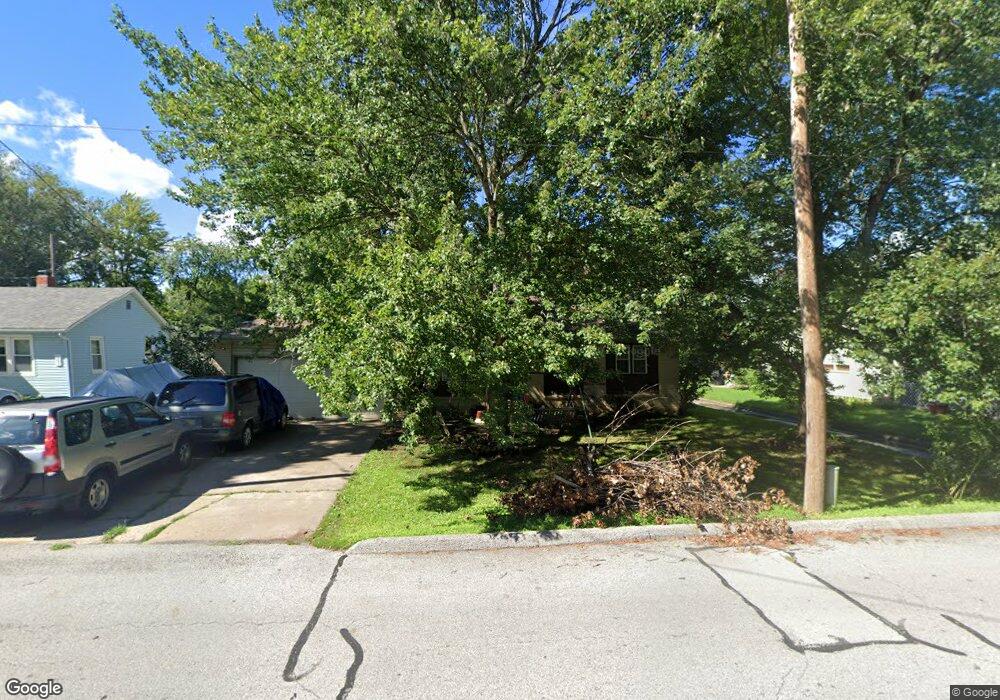 303 E Cherry St, Nixa, MO 65714 - photo 1