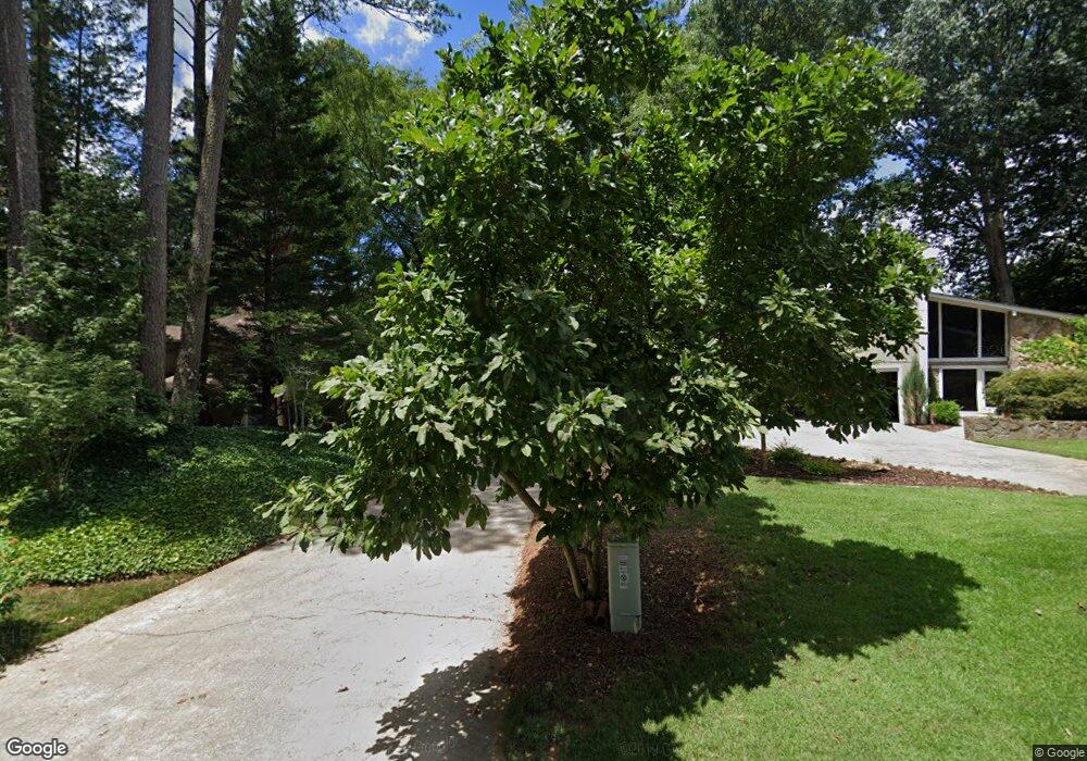 9300 N Lake Dr unit 2, Roswell, GA 30076 - photo 1