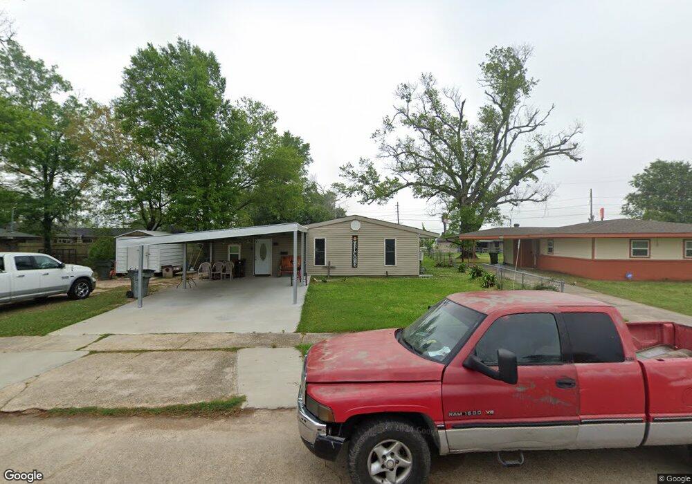 3903 Hoover Cir, Lake Charles, LA 70607 - photo 1