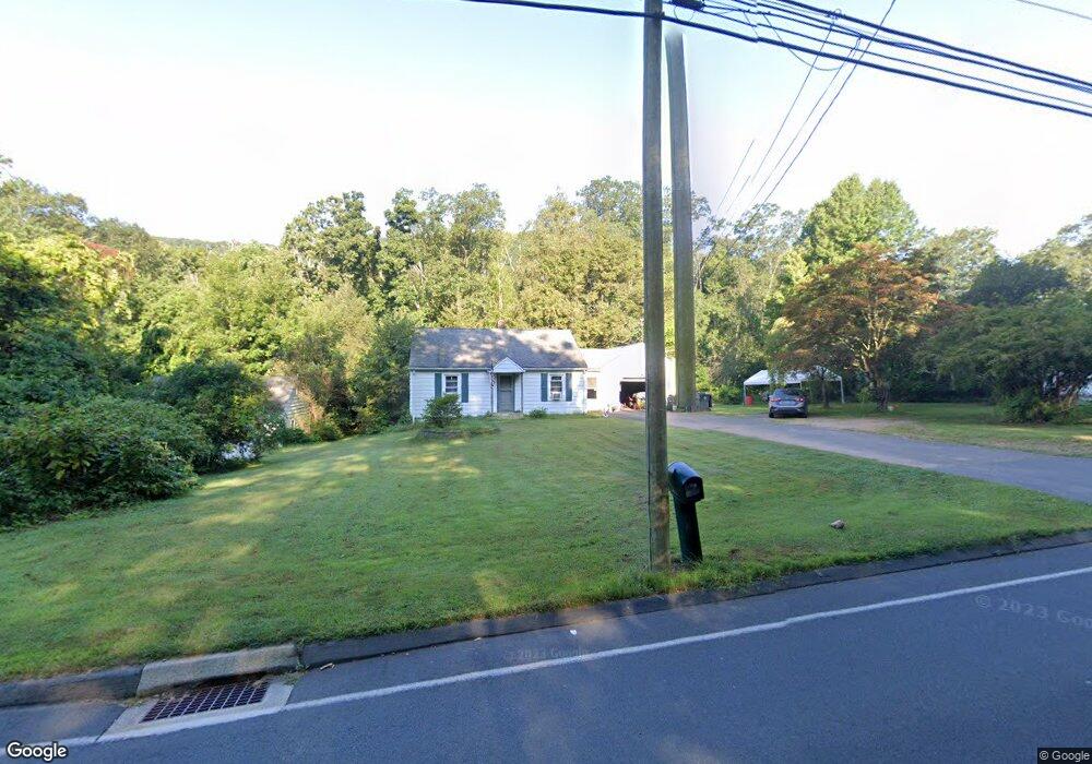 517 Mountain Rd, Cheshire, CT 06410 - photo 1