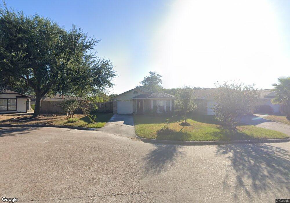 11016 Threeawn Ct, Houston, TX 77086 - photo 1