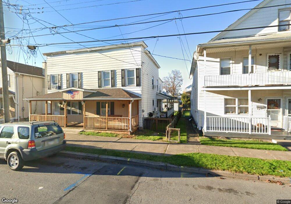 40 W Ridge St, Nanticoke, PA 18634 - photo 1