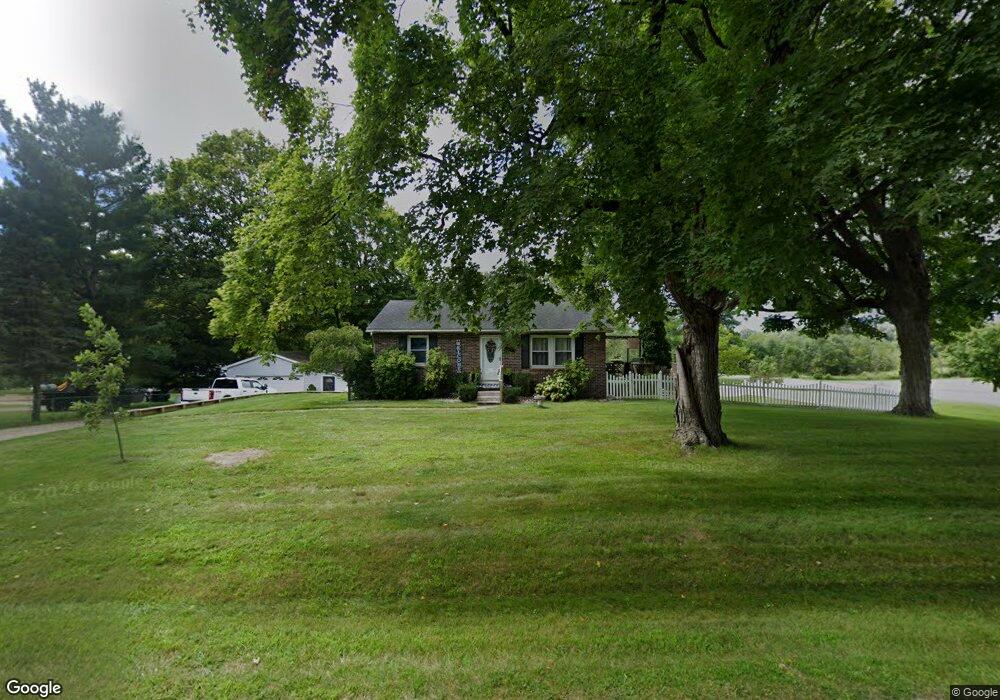 10995 9 1/2 Mile Rd, Ceresco, MI 49033 - photo 1