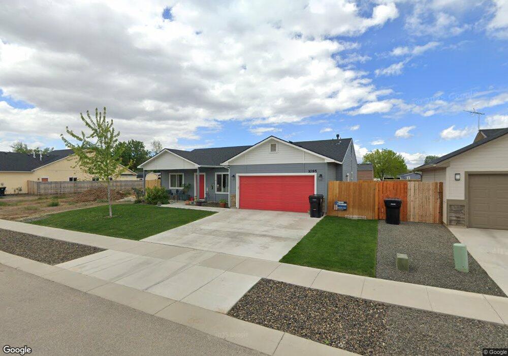 1095 W 10th St, Weiser, ID 83672 - photo 1