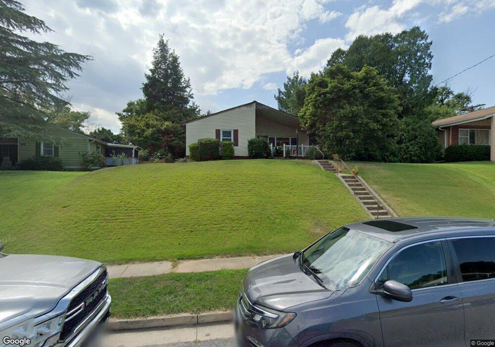 105 Greenmeadow Dr, Lutherville Timonium, MD 21093 - photo 1