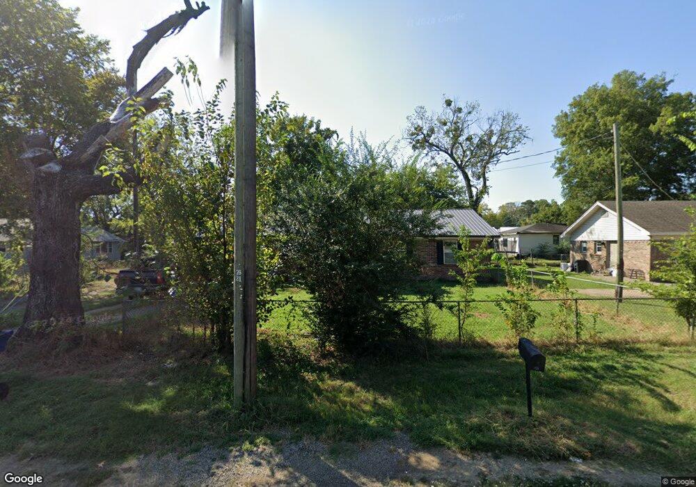 102 SE 4th St, Muldrow, OK 74948 - photo 1