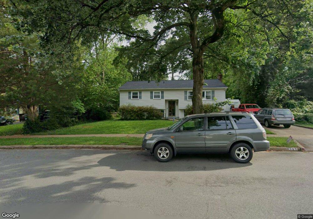 9532 Old Creek Dr, Fairfax, VA 22032 - photo 1