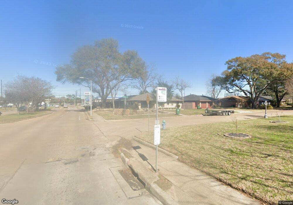 1623 Willowby Dr, Houston, TX 77008 - photo 1