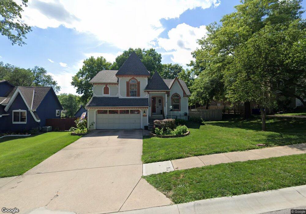 5106 Perry Ln, Shawnee, KS 66203 - photo 1