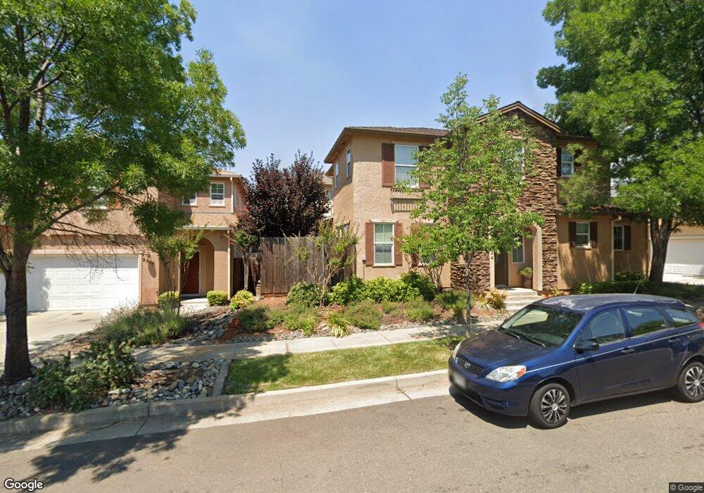 2324 La Villa Way, Redding, CA 96003 - photo 1