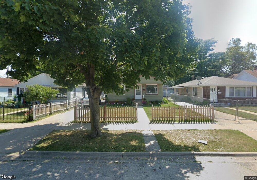 1721 Lloyd Ave, Waukegan, IL 60085 - photo 1