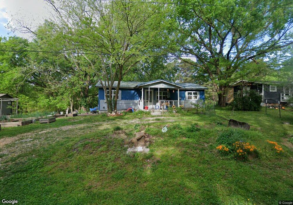 335 Walnut, Watts, OK 74964 - photo 1