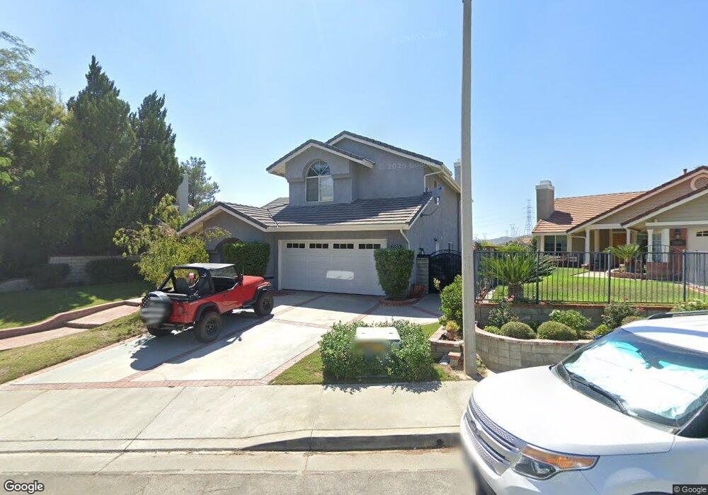 22559 Hickory Place, Santa Clarita, CA 91390 - photo 1