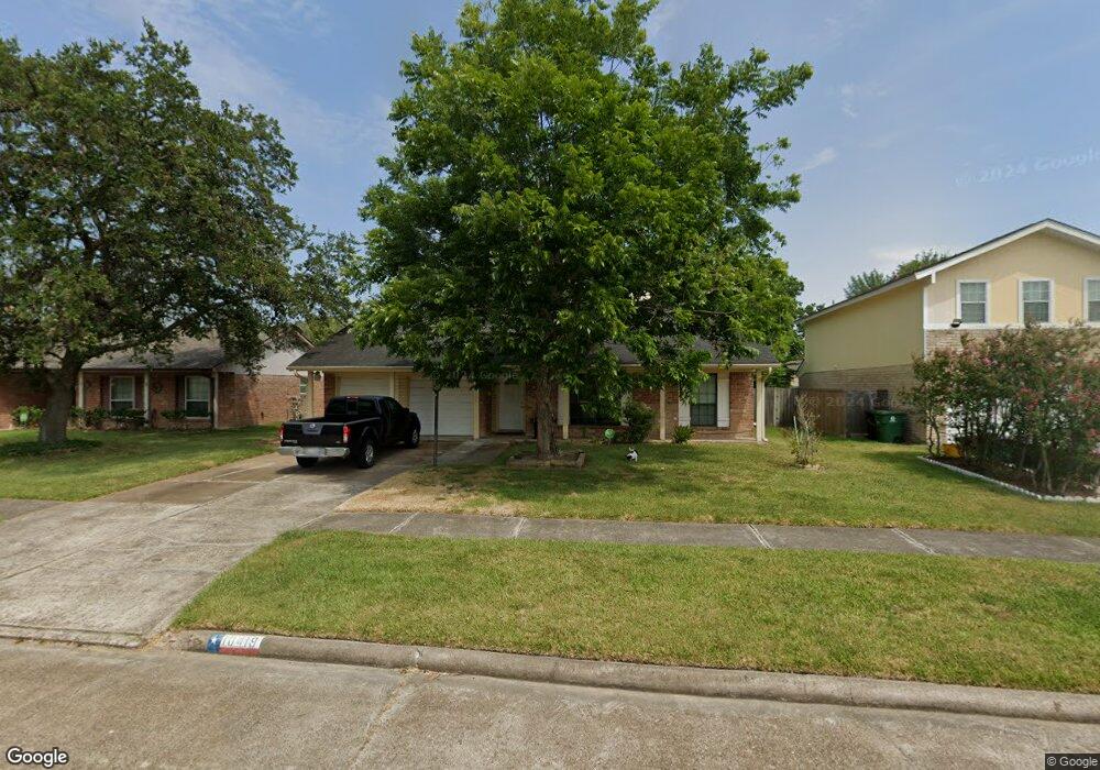 10419 Kirkshire Dr, Houston, TX 77089 - photo 1