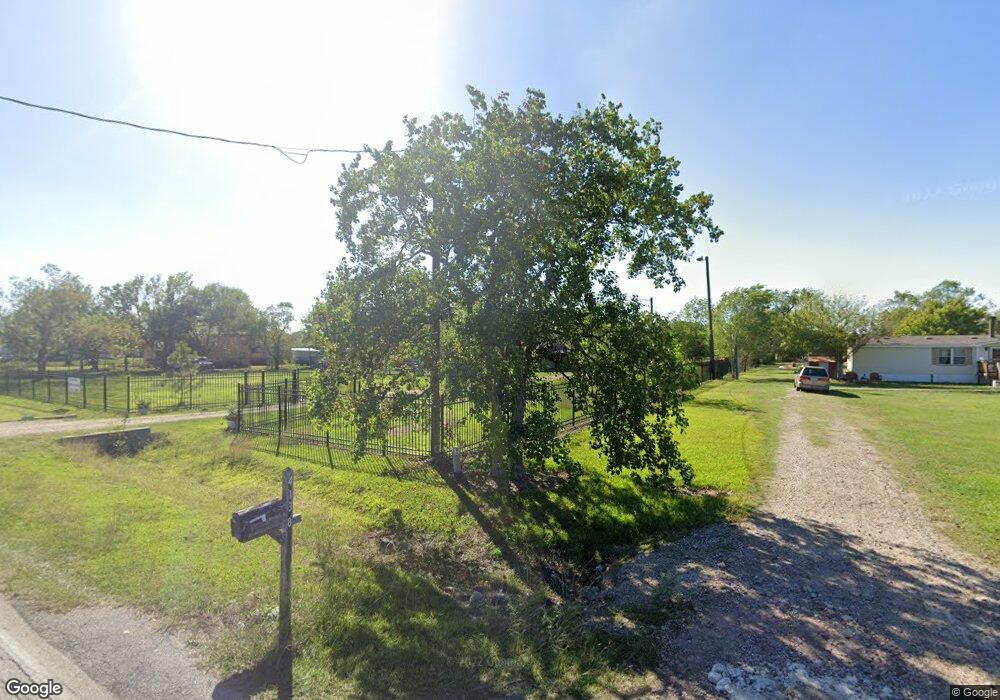 4142 Veterans Dr, Pearland, TX 77584 - photo 1