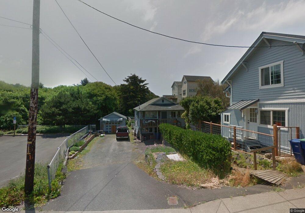 636 SW 32nd St, Lincoln City, OR 97367 - photo 1