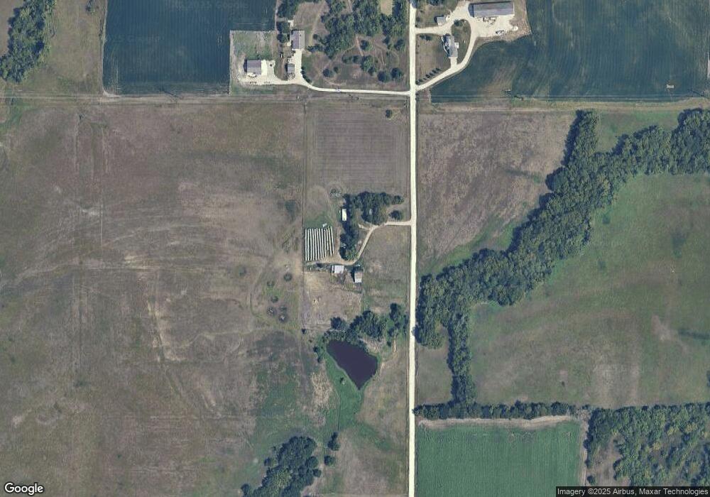 27404 Hackberry Rd, Maple Hill, KS 66507 - photo 1