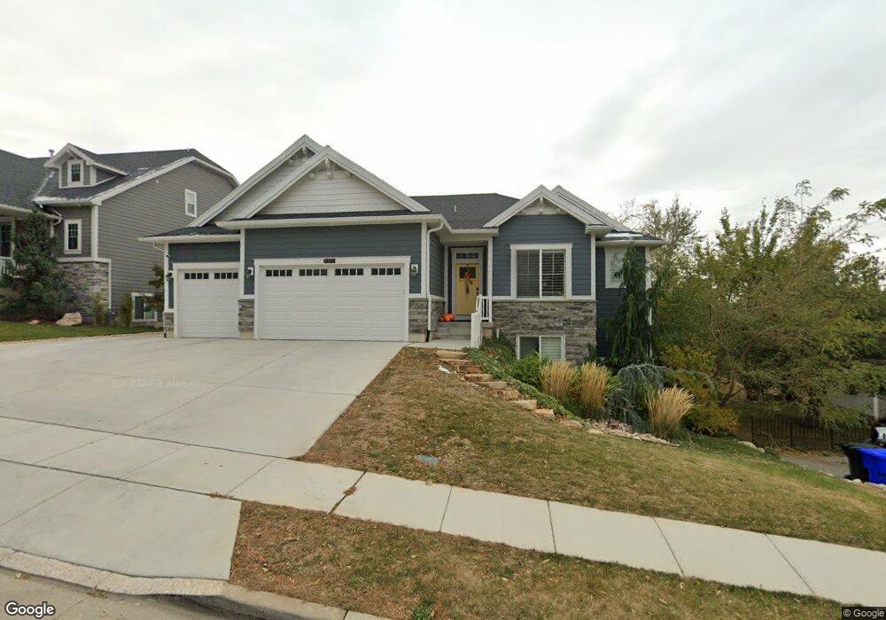 572 E 100 S, Centerville, UT 84014 - photo 1