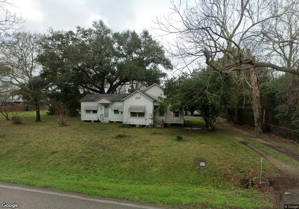 1795 E South St, Alvin, TX 77511 - photo 1