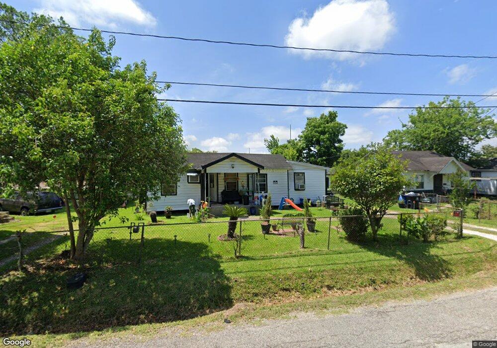 4212 Fairbanks St, Houston, TX 77026 - photo 1