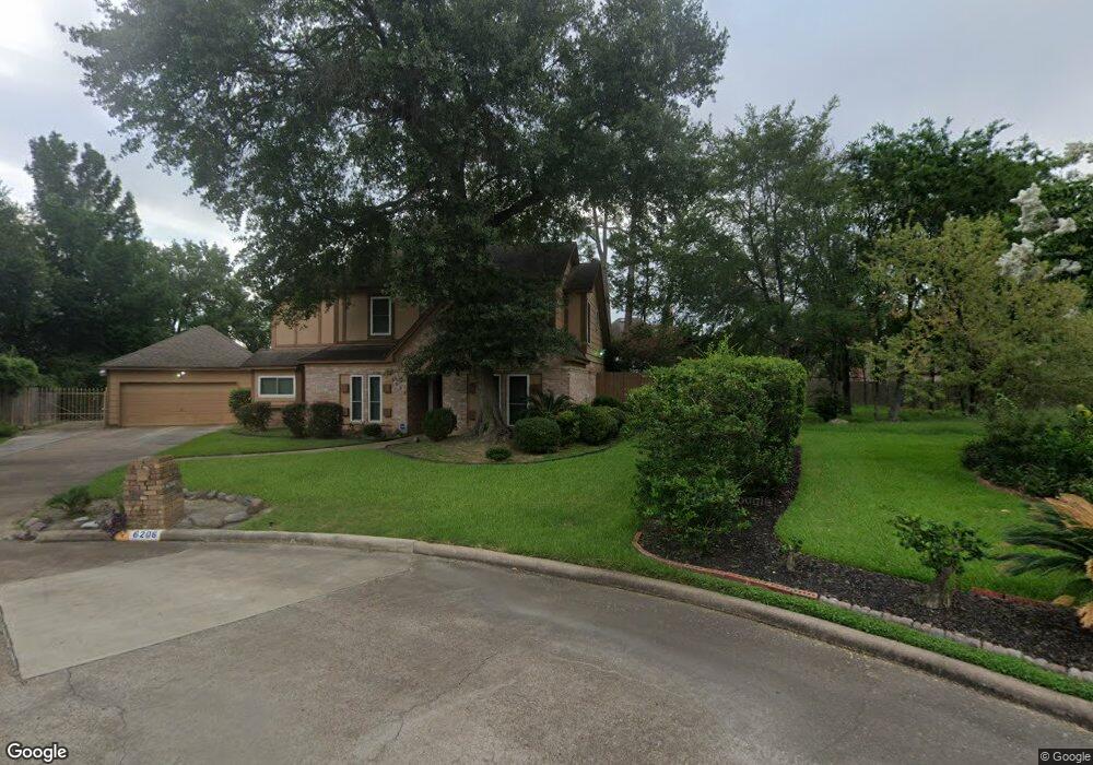6206 Holly View Cir, Houston, TX 77091 - photo 1