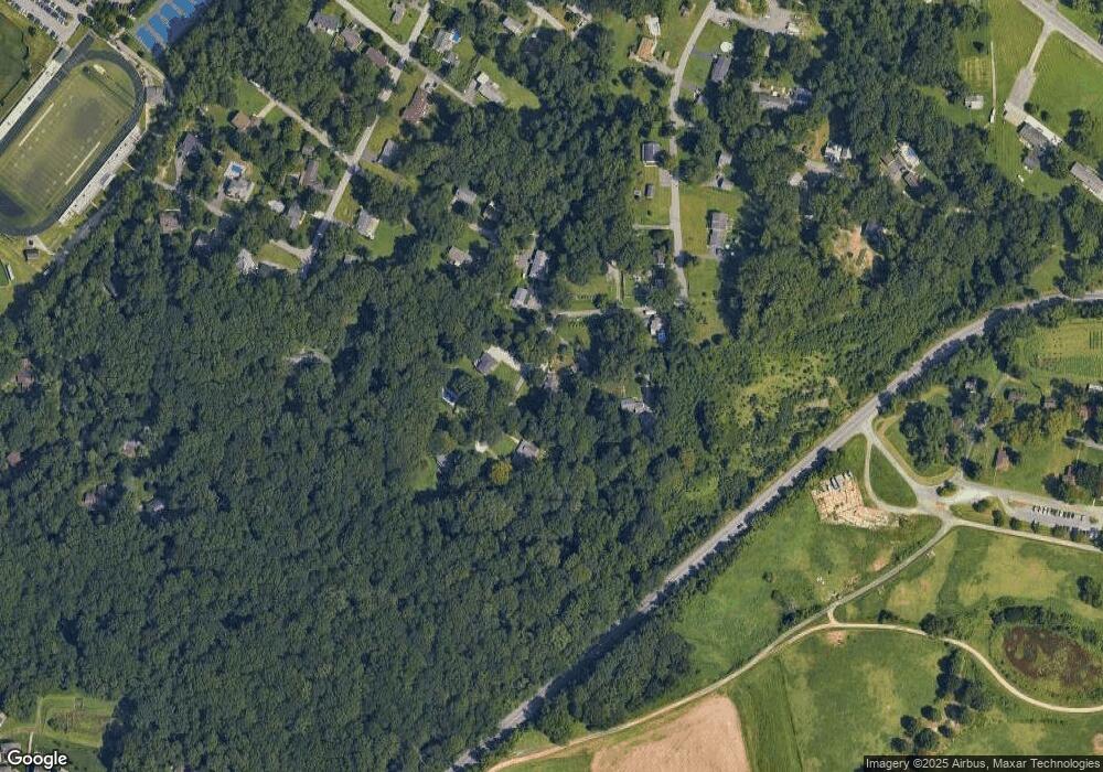 915 Crigger Rd, Gambrills, MD 21054 - photo 1