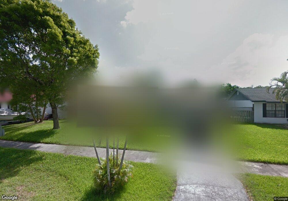 1040 SW 124th Way, Davie, FL 33325 - photo 1