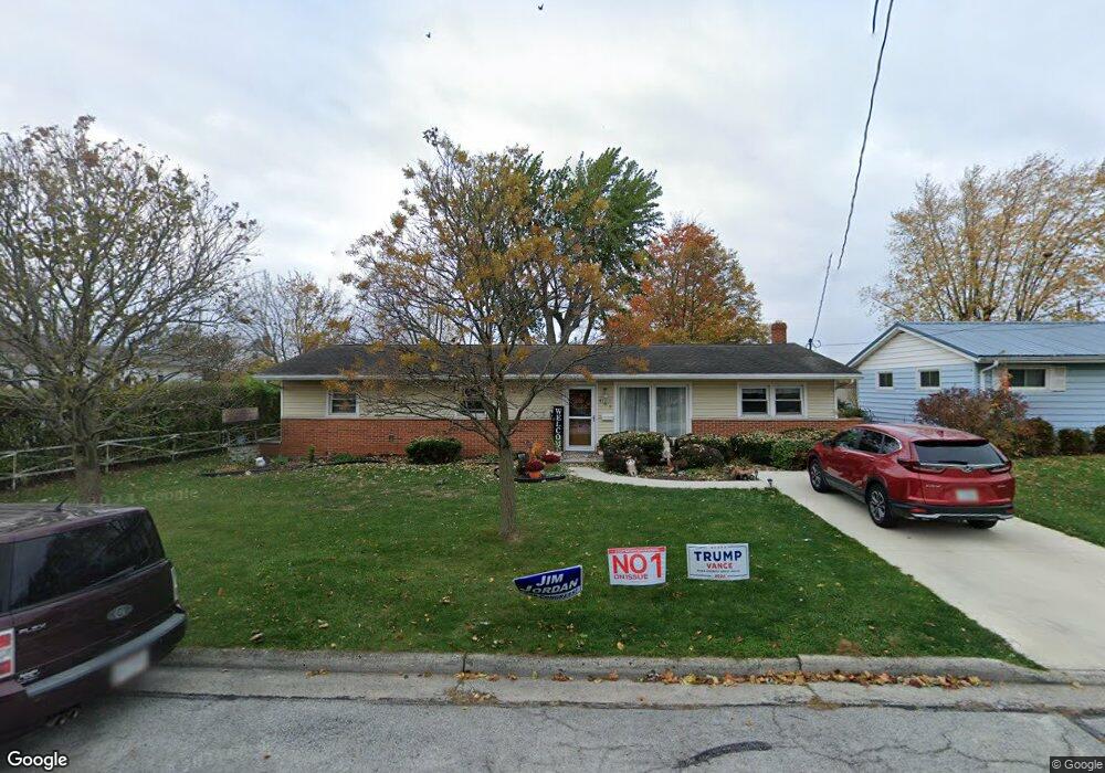 409 Jackson St, Wapakoneta, OH 45895 - photo 1