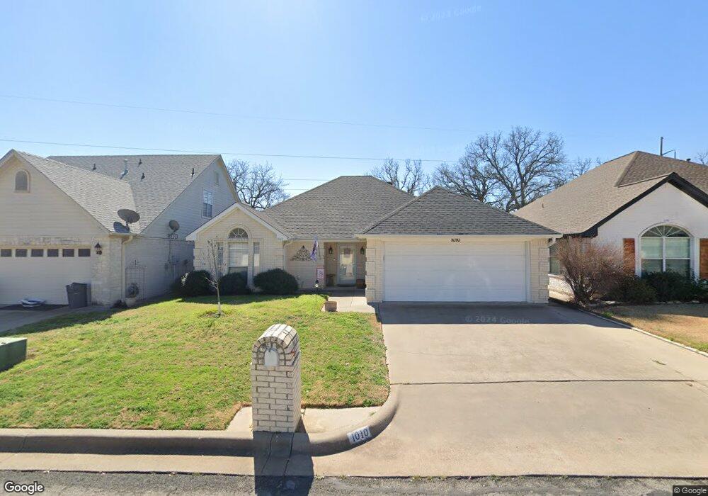1010 Austin Ct, Weatherford, TX 76086 - photo 1
