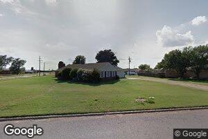 114 N Marion St, Hinton, OK 73047